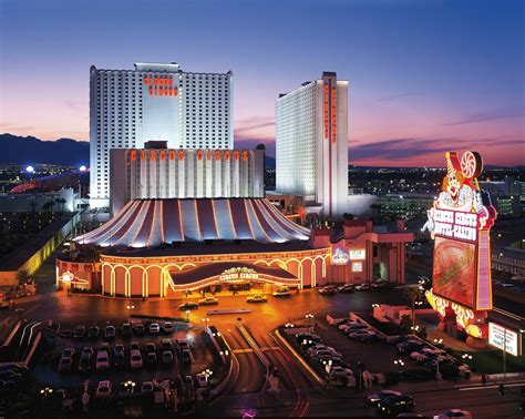 circus casino and